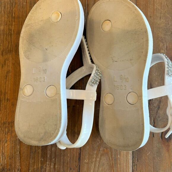 Bebe White Jeweled Sandals Size L 9/10 Kids - Picture 6 of 10